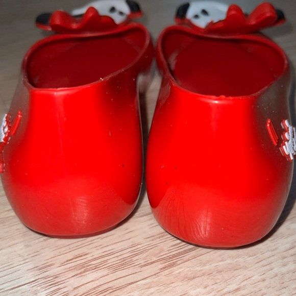 Disney Mini Melissa - Mel Red Slip-ons - Picture 6 of 9